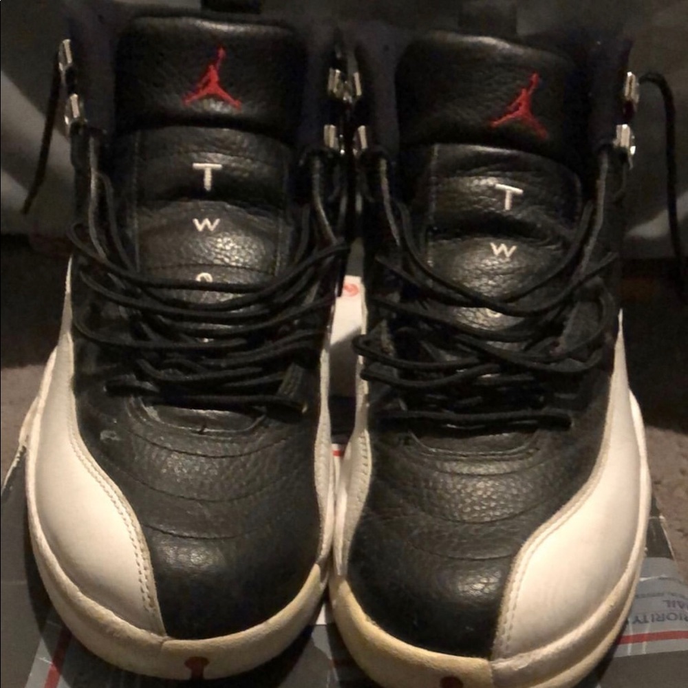 Air Jordan 12 retro playoffs